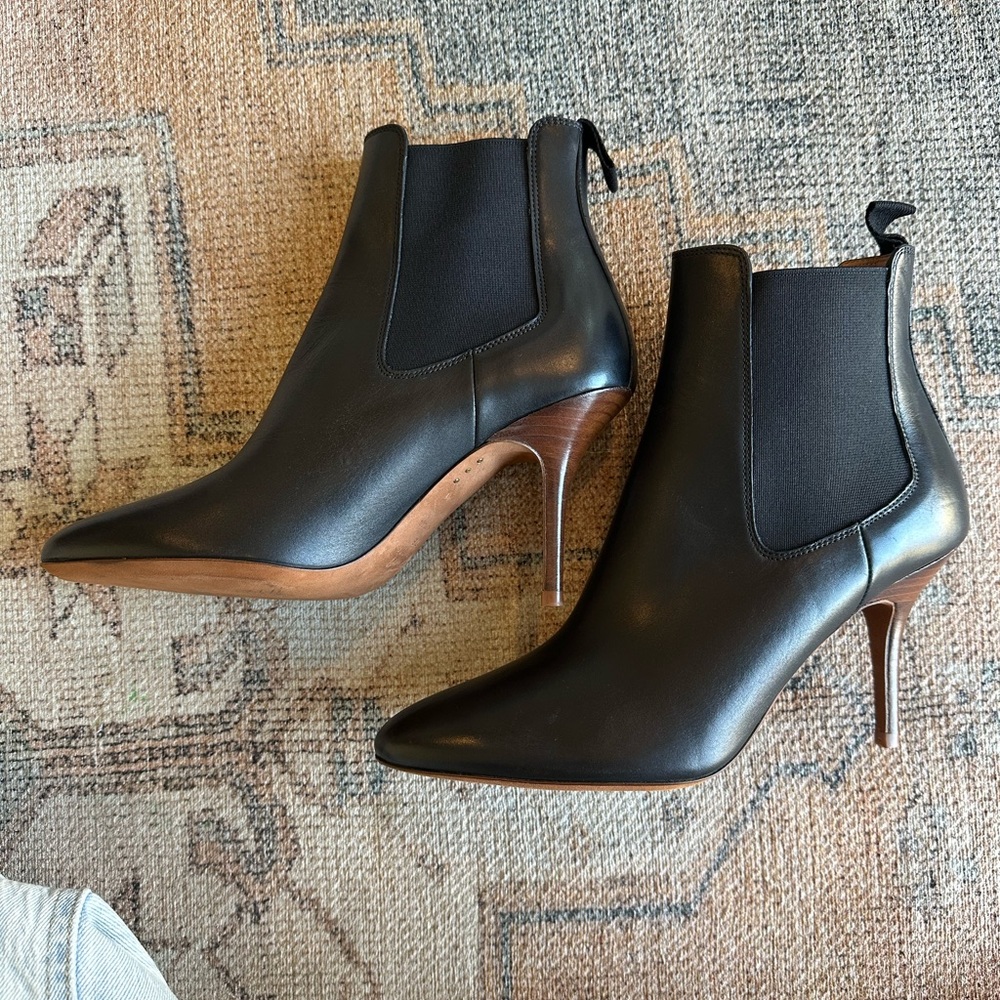 New without box Polo Ralph Lauren Vachetta Calfskin Kitten-Heel Boots - Picture 6 of 8